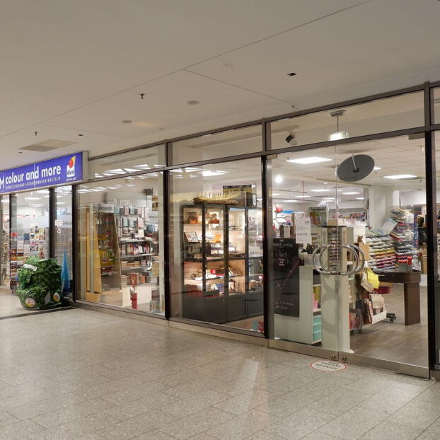 colour and more Laden